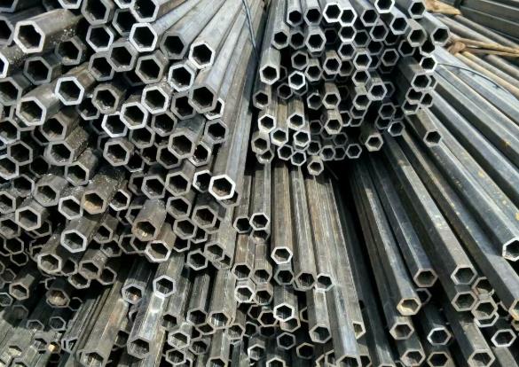 异型管具有较大的惯性矩和截面模数，还具有较好的塑性和冲击韧性